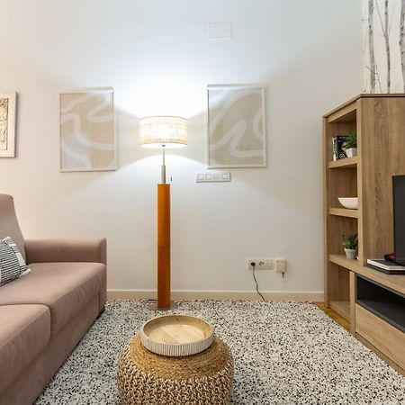Mit House Ayala En Madrid Apartman Kültér fotó