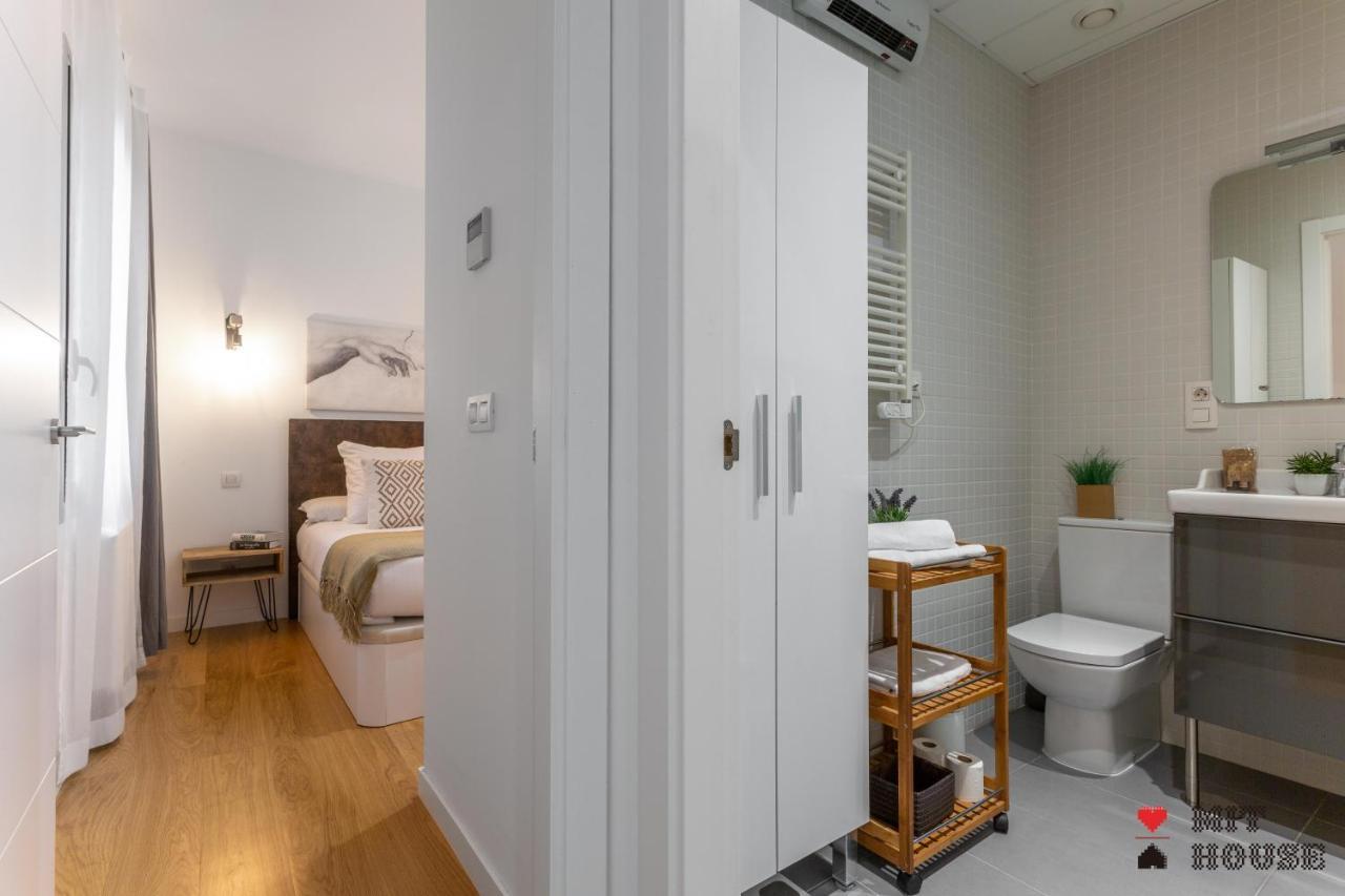 Mit House Ayala En Madrid Apartman Kültér fotó
