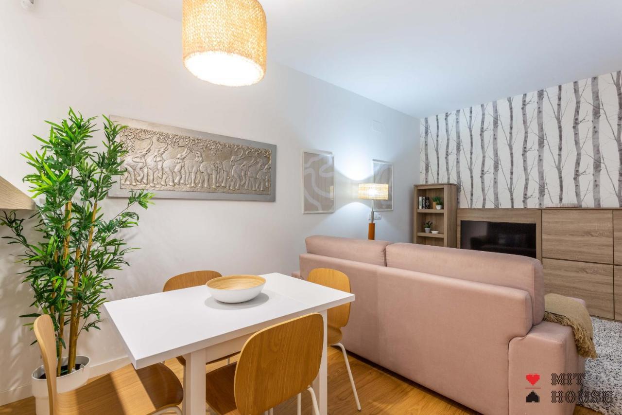 Mit House Ayala En Madrid Apartman Kültér fotó