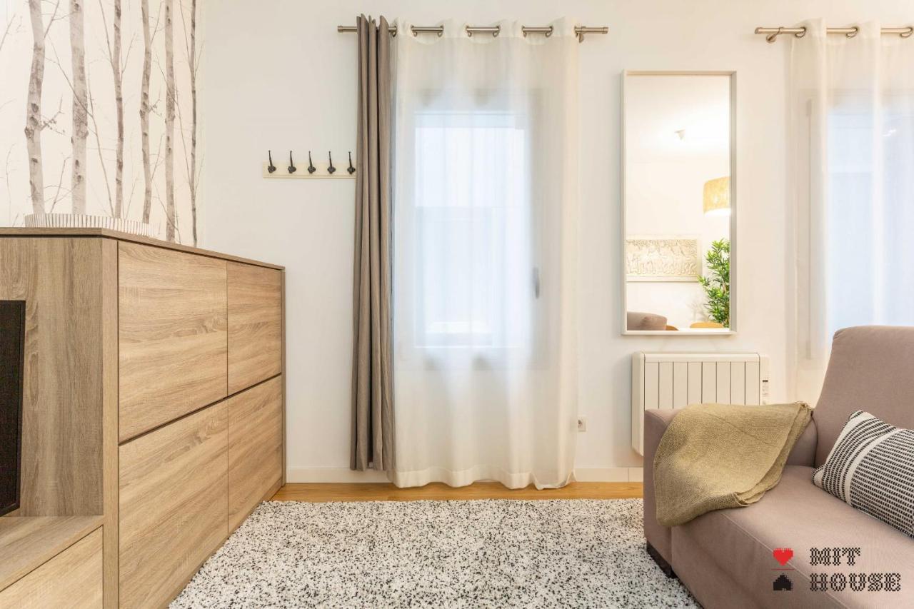 Mit House Ayala En Madrid Apartman Kültér fotó